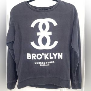 Brooklyn Underground Sweatshirt Small